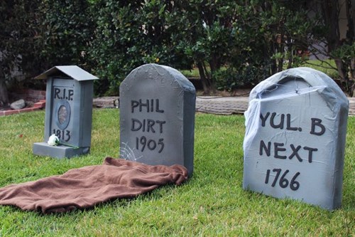 Những kiểu trang trí vườn kinh dị đón Halloween